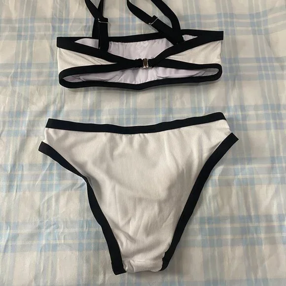 Celine's Classic Black And White Bikini Top Is A Bandeau-Style Halter Top. - Picture 5 of 7